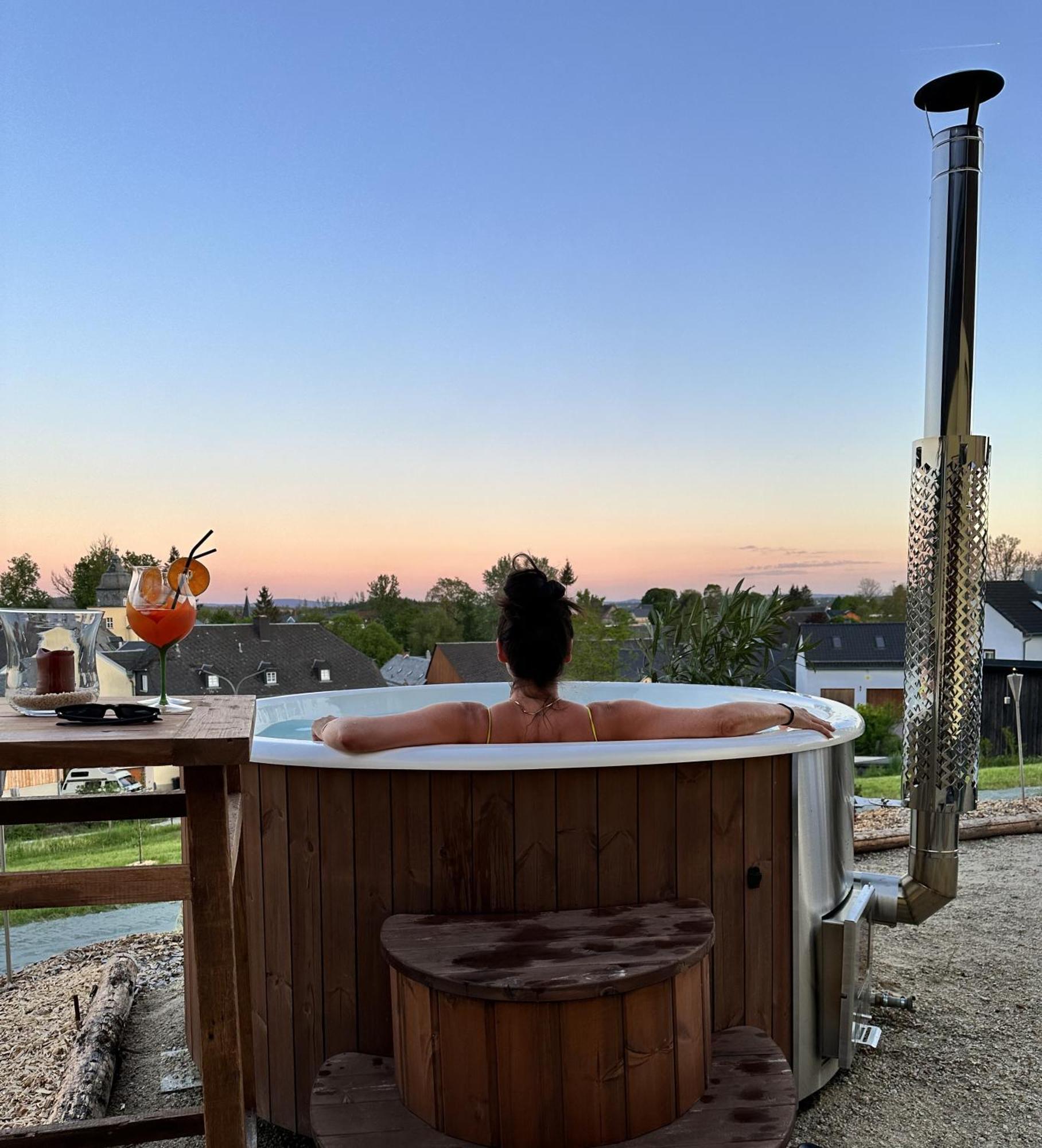 Chalet-Ferienwohnung Schlossblick, 51 Qm, Wellness/Fitness/Sauna - Bergroedelhof Feilitzsch Exteriör bild